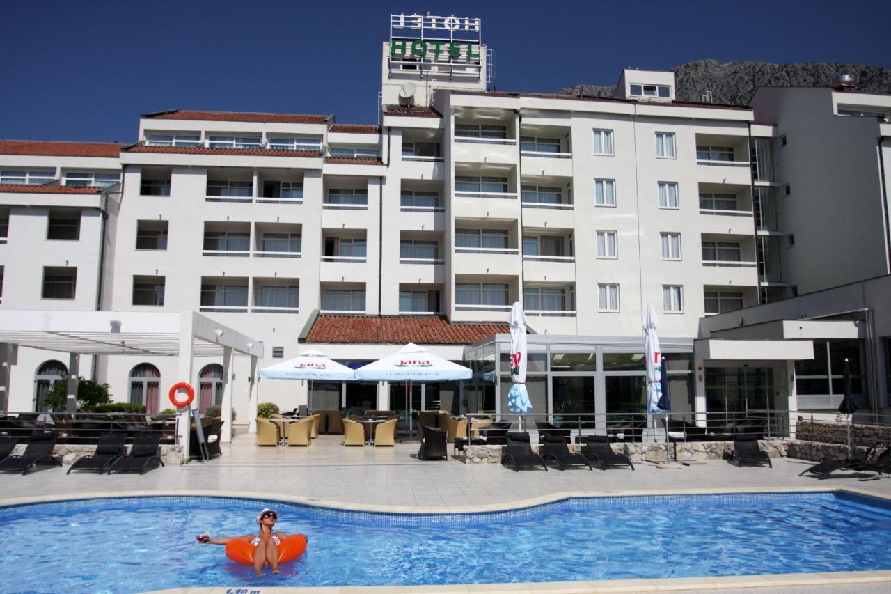 Hotel Quercus 德尔韦尼克 外观 照片