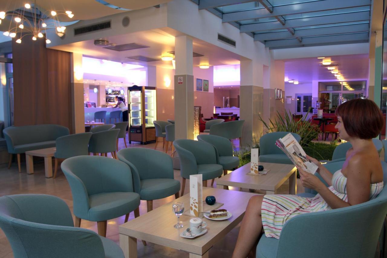 Hotel Quercus 德尔韦尼克 外观 照片