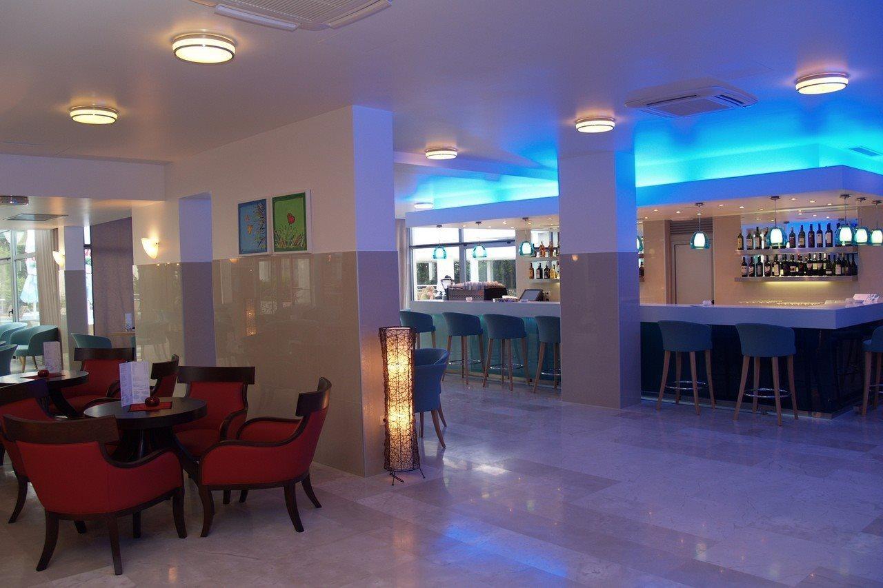 Hotel Quercus 德尔韦尼克 外观 照片