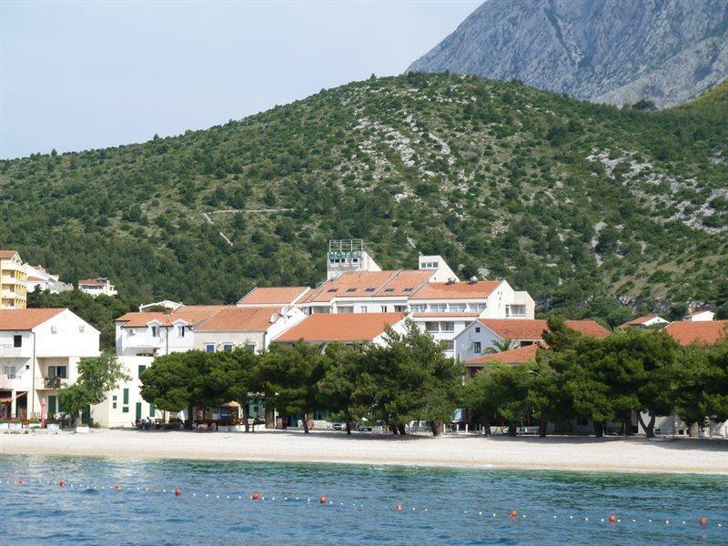 Hotel Quercus 德尔韦尼克 外观 照片