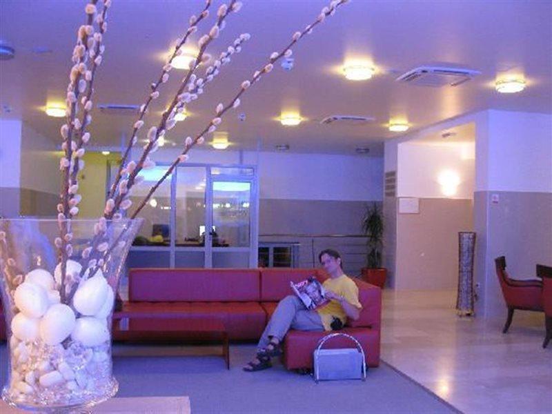 Hotel Quercus 德尔韦尼克 外观 照片
