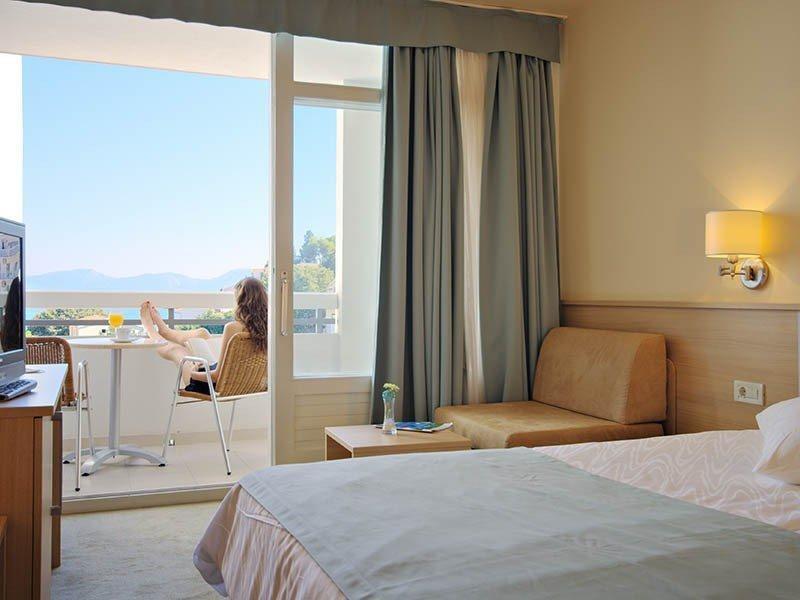 Hotel Quercus 德尔韦尼克 外观 照片