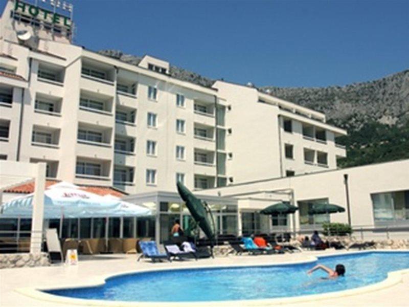 Hotel Quercus 德尔韦尼克 外观 照片